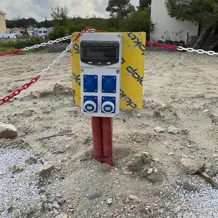 Adria Parque de Campismo Golem (Tirana)