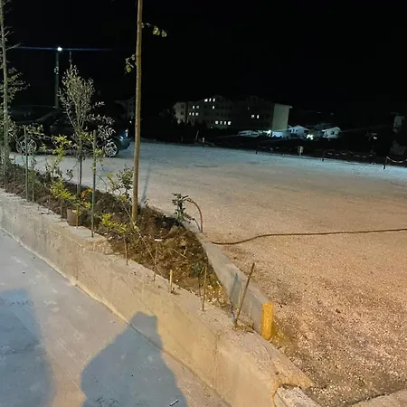 Adria Parque de Campismo Golem (Tirana)